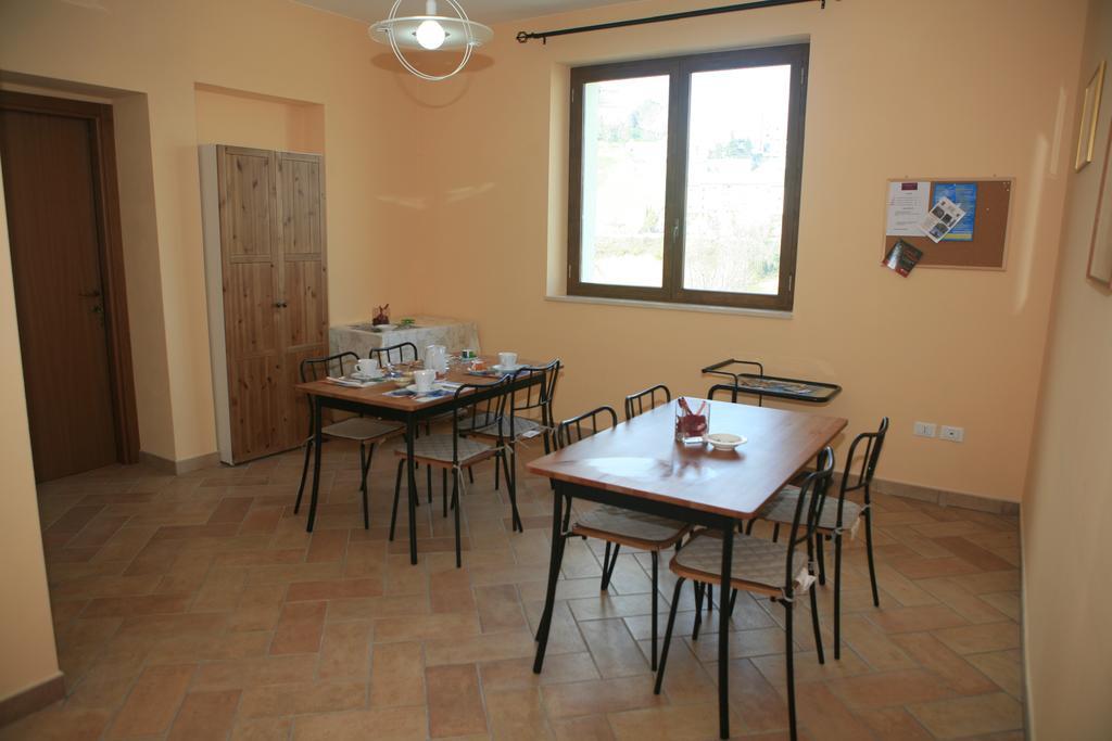 B&B La Collina Degli Ulivi Civitella Del Tronto Buitenkant foto